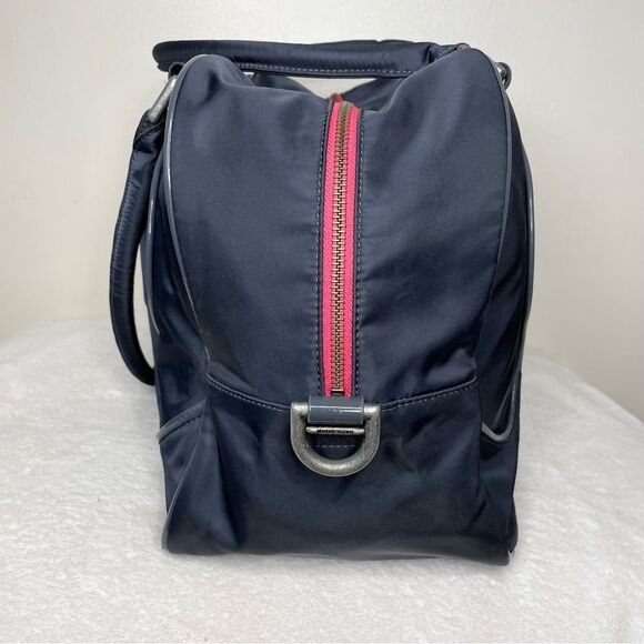 Lululemon Duffle Bag Nylon Gym Weekend Overnight Bag Blue Gray - Picture 4 of 16